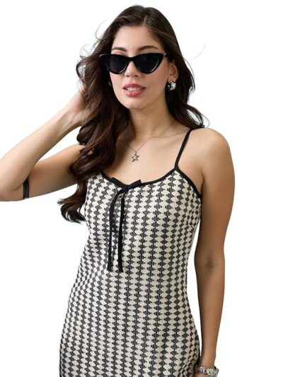 Globus Women Scoop Neck Strappy Sleeves Crochet Sheath Mini Dress