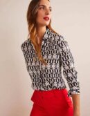 Women Regular Fit Printed Spread Collar Casual Shirt